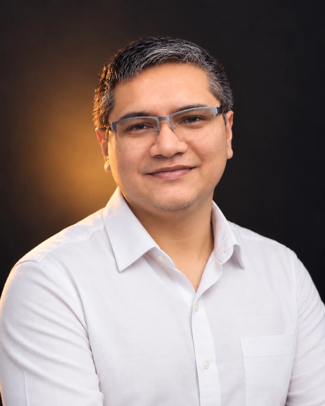 Ysacc Roncal, instructor de la academia